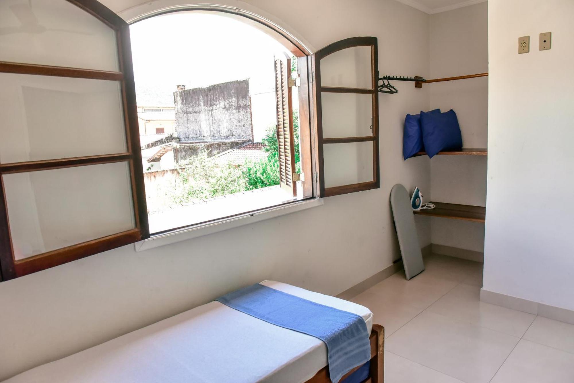 Chalés por temporada no Villagio Santa Mônica, em Caraguatatuba Exterior foto