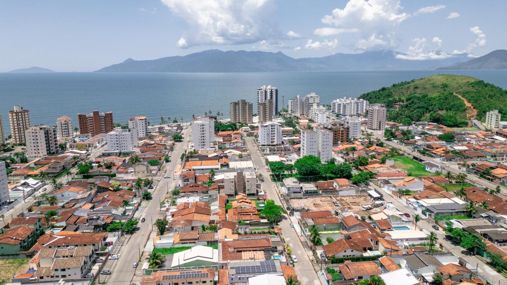 Chalés por temporada no Villagio Santa Mônica, em Caraguatatuba Exterior foto