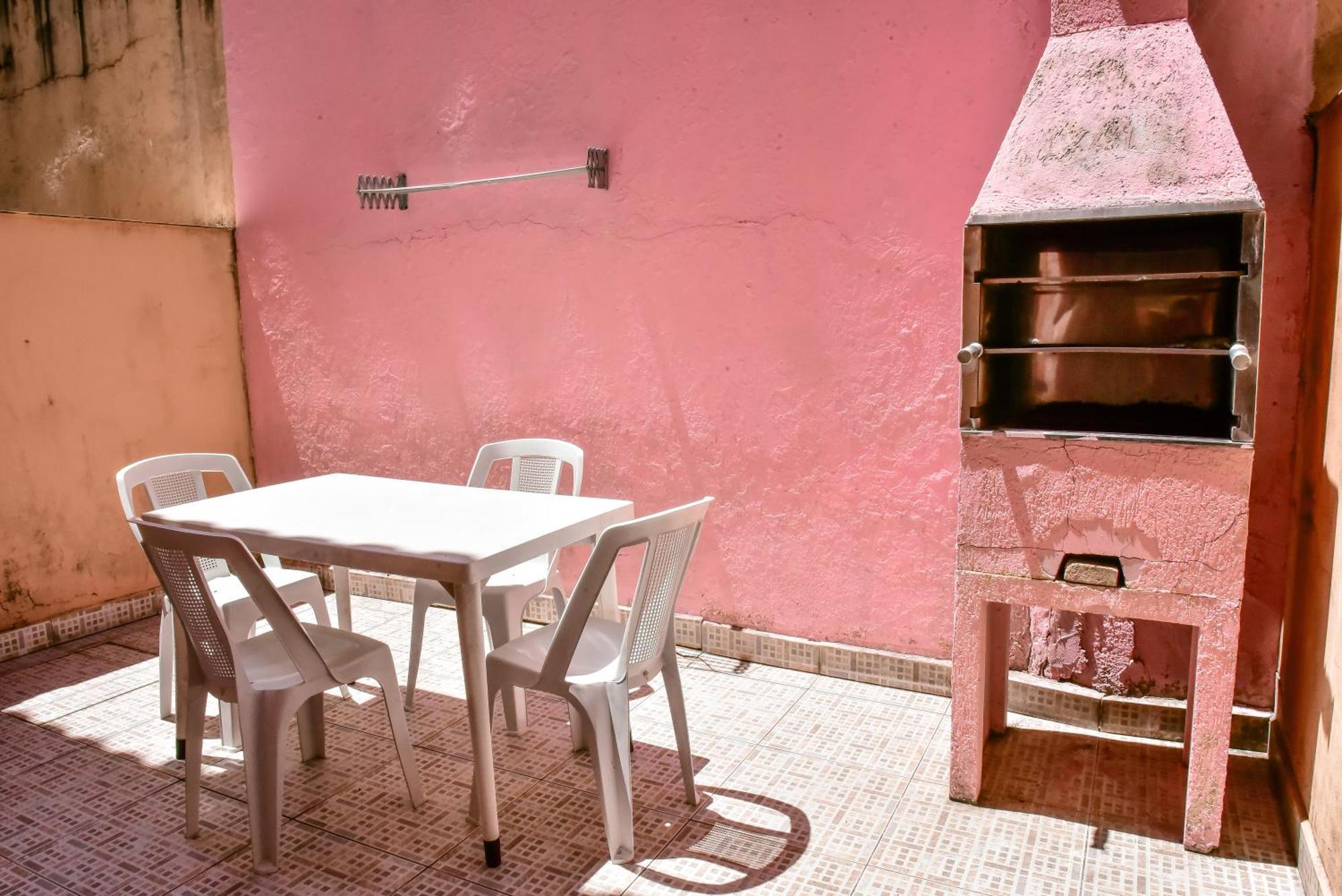 Chalés por temporada no Villagio Santa Mônica, em Caraguatatuba Exterior foto